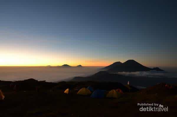 Gunung Prau, Tempat Terbaik Melihat Matahari