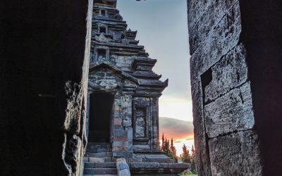 Pengaruh Klasik di Kawasan Dieng