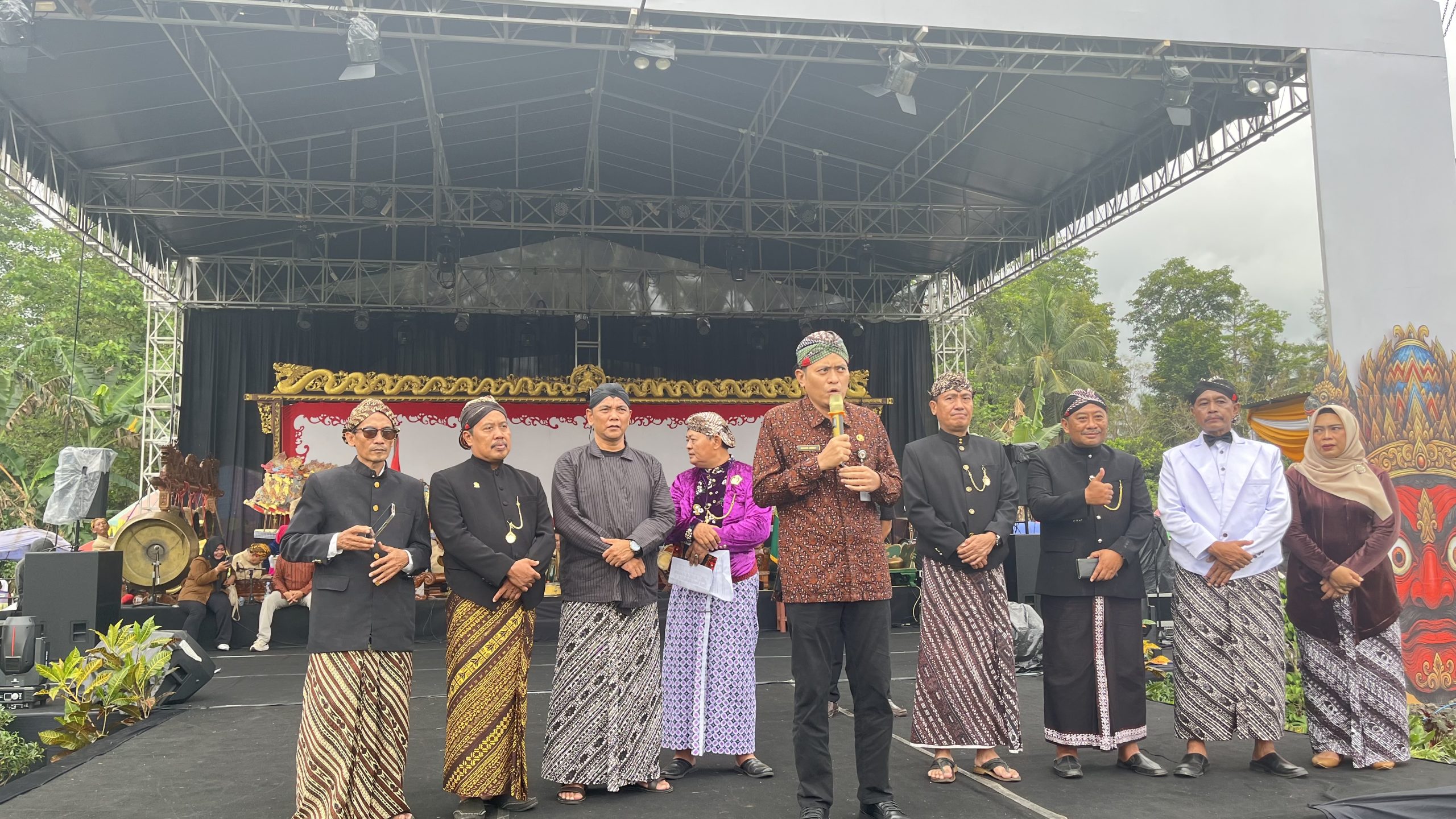 Featured image for Minakjingga Heritage Festival: Masyarakat Desa Blambangan Kompak Rayakan Hari Jadinya Ke-208