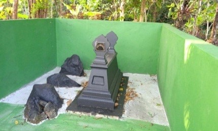 Makam Martoloyo