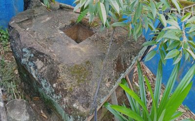 Batu Yoni-Lingga