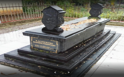 Makam Kanjeng Raden Adipati Ario Sumitro Kolopaking
