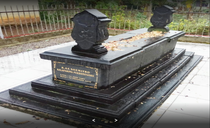 Makam Kanjeng Raden Adipati Ario Sumitro Kolopaking
