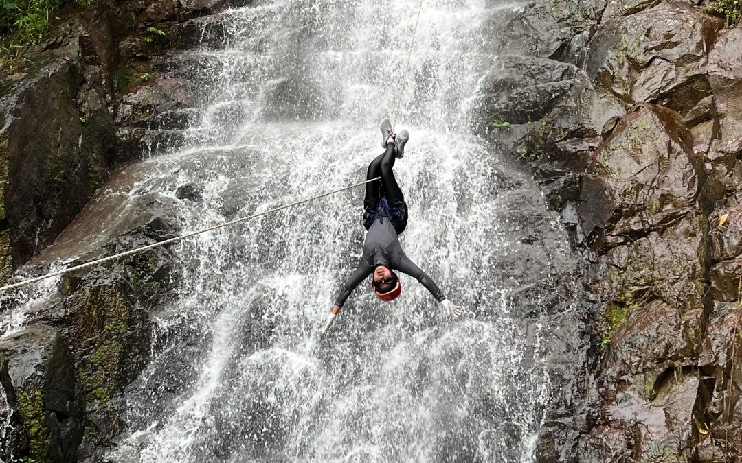 Canyoneering di Curug Pitu: Wisata Minat Khusus Bagi Para Pemacu Adrenalin