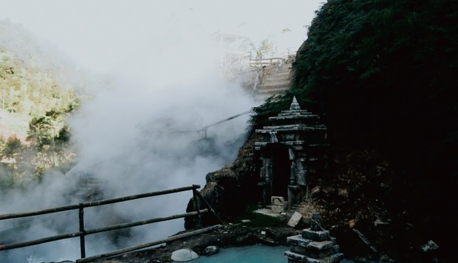 Kawah Candradimuka DIENG