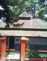 Makam Ki Ageng Selamanik